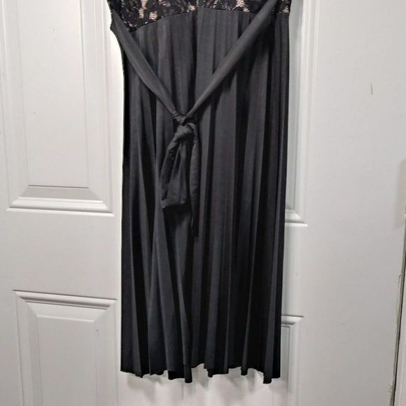 Women's Black Lace V-Neck High Low Dress M - Picture 3 of 6